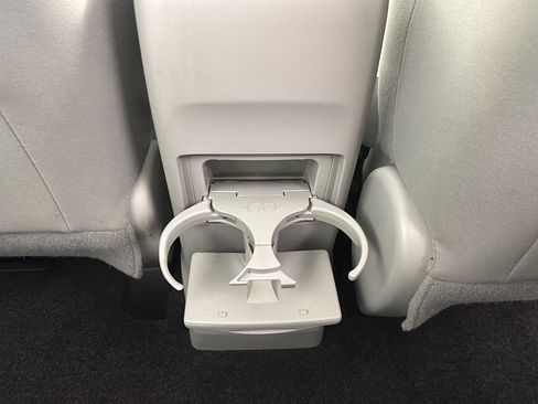 Used 2014 Toyota Prius V Three FWD image 18
