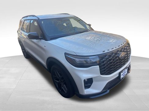 New 2026 Ford Explorer ST-Line w/ ST-Line Street Pack image 6
