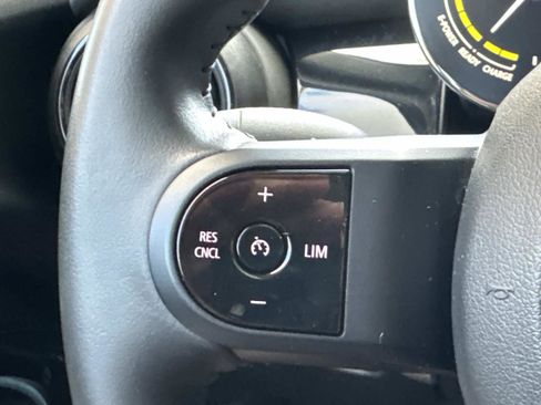 Certified 2023 MINI Cooper SE image 13