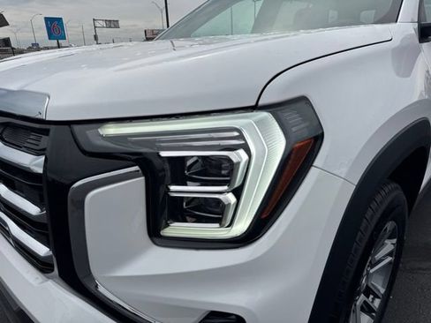 Used 2026 GMC Terrain Elevation AWD/4WD image 21
