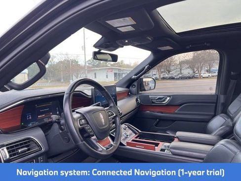 Used 2024 Lincoln Navigator Reserve image 6