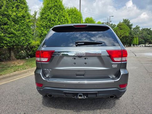 Used 2013 Jeep Grand Cherokee Overland AWD/4WD image 4