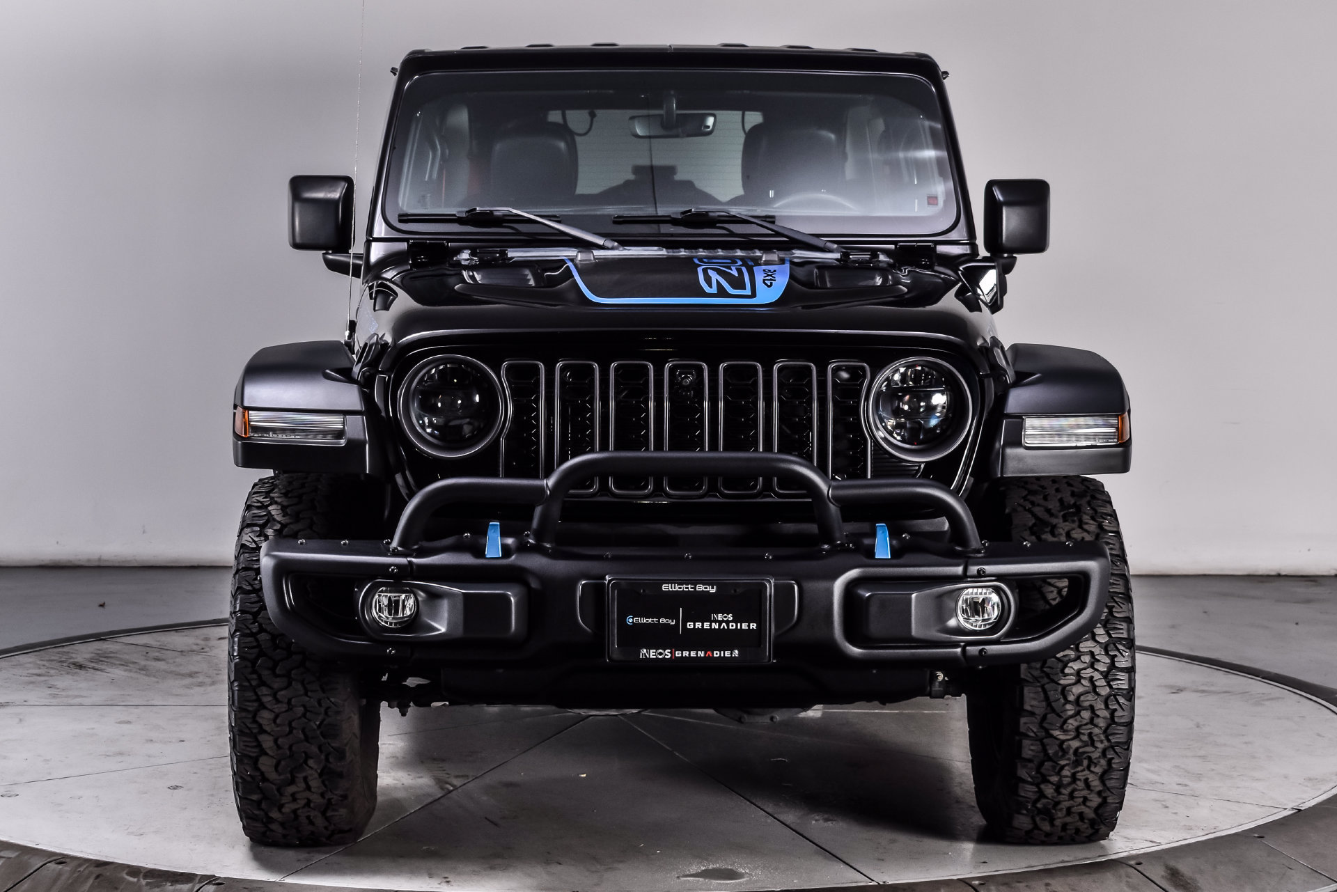 Used 2023 Jeep Wrangler Unlimited Rubicon 4xe AWD/4WD image 2