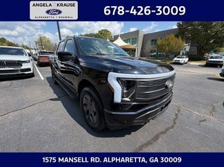 New 2025 Ford F150 Lightning Lariat w/ Max Trailer Tow Package video 1