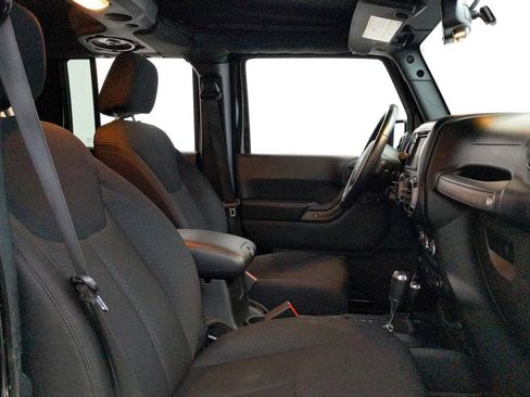 Used 2014 Jeep Wrangler Unlimited Sport w/ Quick Order Package 24S AWD/4WD image 24
