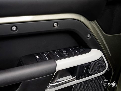 Used 2021 Land Rover Defender 110 X-Dynamic HSE image 20