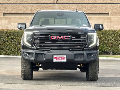 New 2026 GMC Sierra 1500 AT4X AWD/4WD image 9