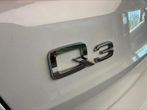 Used 2021 Audi Q3 2.0T Premium w/ Convenience Package AWD/4WD image 10