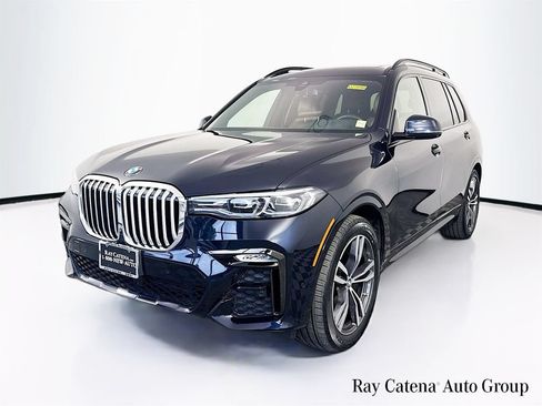 Used 2021 BMW X7 xDrive40i w/ M Sport Package AWD/4WD image 3