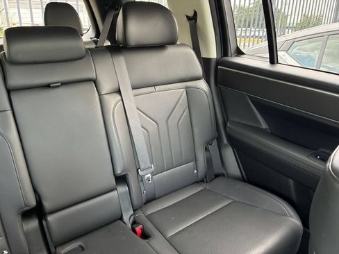 Used 2025 Hyundai Santa Fe SEL FWD image 31