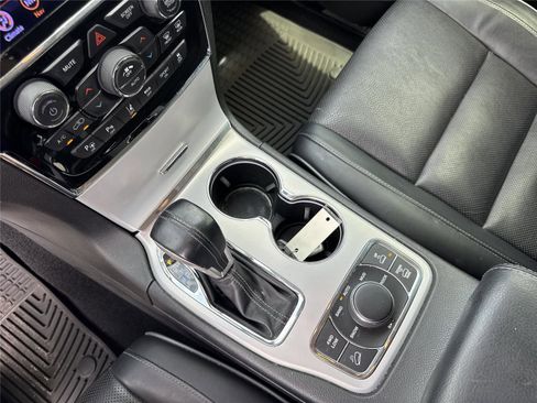Used 2021 Jeep Grand Cherokee Summit AWD/4WD image 28