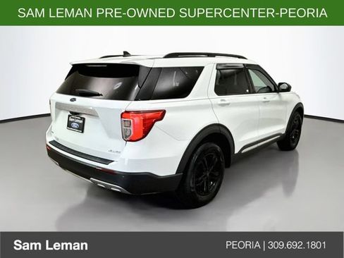 Used 2021 Ford Explorer XLT w/ Equipment Group 202A AWD/4WD image 7