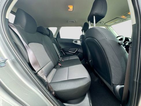 Used 2025 Kia Soul LX w/ LX Technology Package image 21