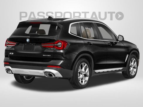Used 2024 BMW X3 xDrive30i w/ Premium Package AWD/4WD image 2