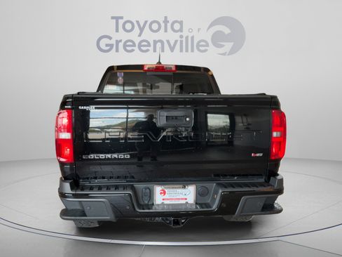 Used 2022 Chevrolet Colorado Z71 w/ Z71 Midnight Edition AWD/4WD image 5
