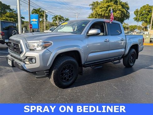 Used 2022 Toyota Tacoma SR5 image 3