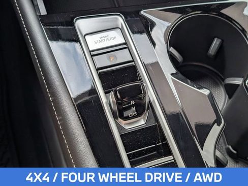 Used 2024 Volkswagen Atlas Cross Sport SEL Premium R-Line AWD/4WD image 19
