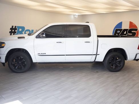 Used 2022 RAM 1500 Limited AWD/4WD image 2