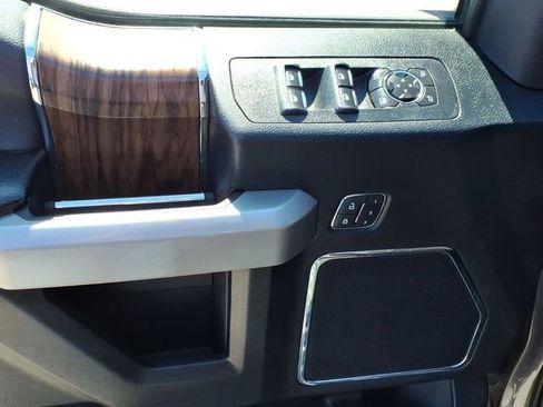 Used 2018 Ford F150 Lariat w/ Equipment Group 501A Mid AWD/4WD image 11