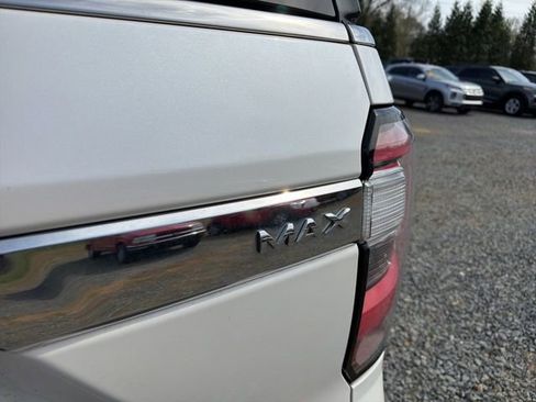Used 2018 Ford Expedition Max Limited w/ Equipment Group 302A image 9