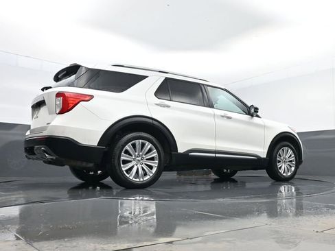 Used 2023 Ford Explorer Limited w/ Limited Technology Package image 30