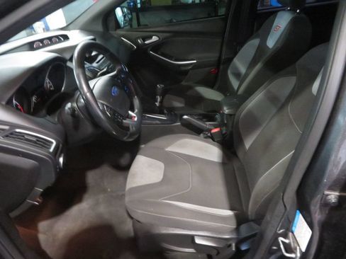 Used 2016 Ford Focus ST FWD image 17