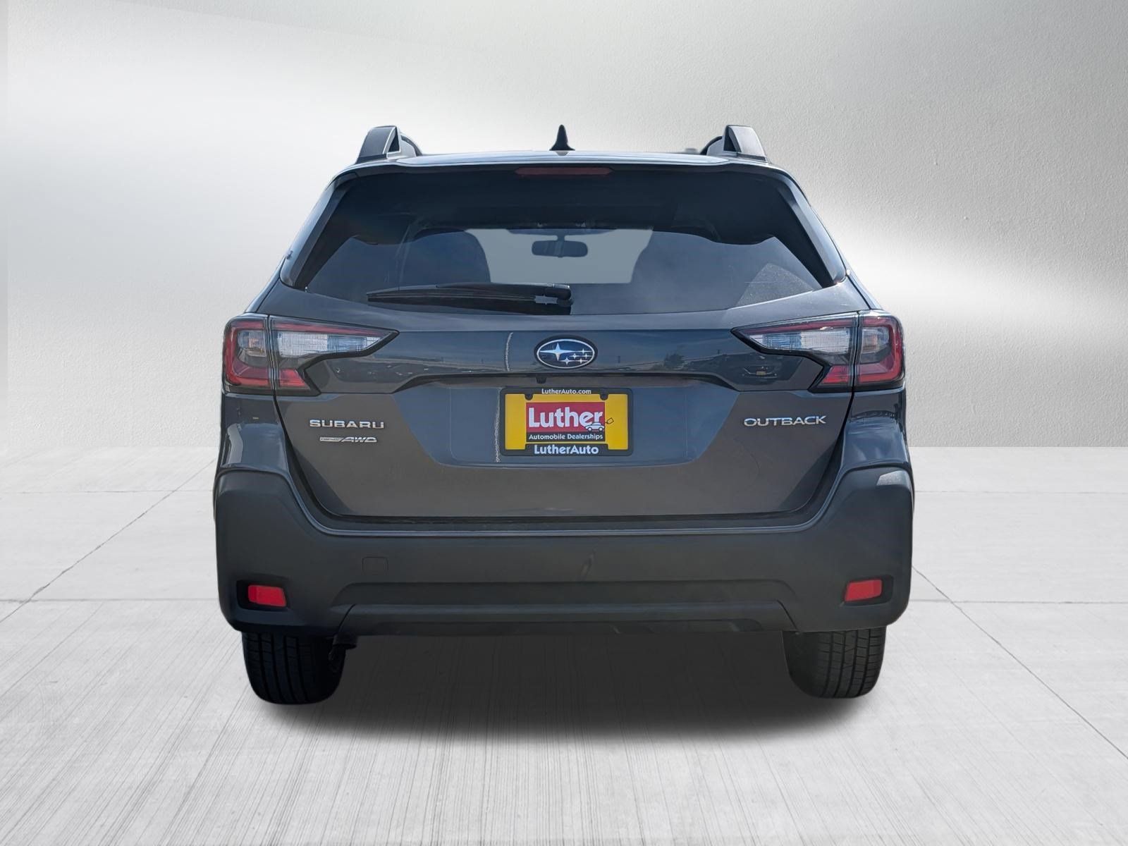 Used 2025 Subaru Outback Premium AWD/4WD image 4