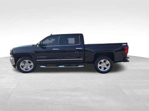 Used 2017 Chevrolet Silverado 1500 LTZ w/ Sport Package image 6