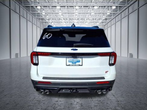 Used 2025 Ford Explorer ST AWD/4WD image 10
