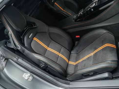 Used 2021 Mercedes-Benz AMG GT Black Series image 27