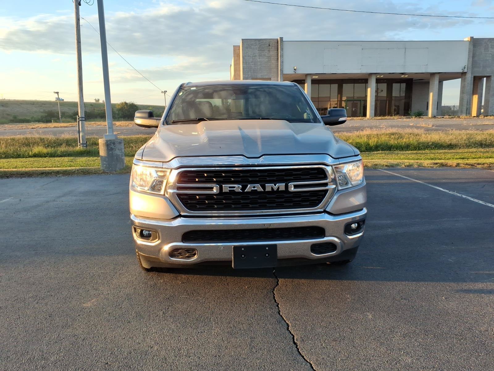 Used 2022 RAM 1500 Lone Star AWD/4WD image 2