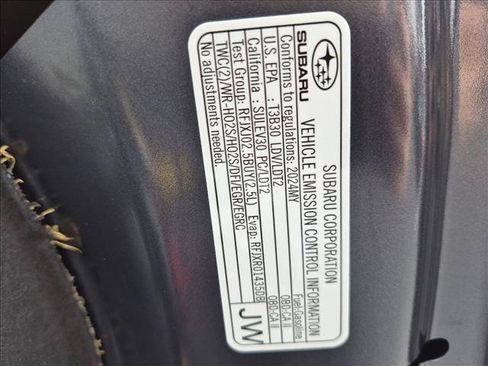 Used 2024 Subaru Outback Premium AWD/4WD image 22