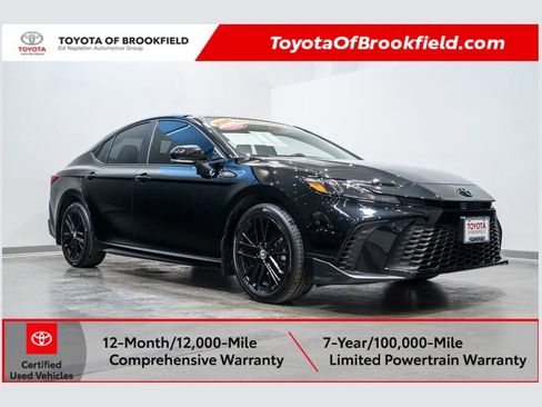 Certified 2025 Toyota Camry SE w/ Convenience Package image 1