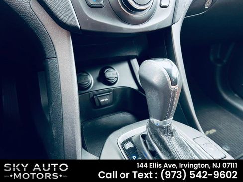 Used 2013 Hyundai Santa Fe Sport 2.0T AWD/4WD image 20