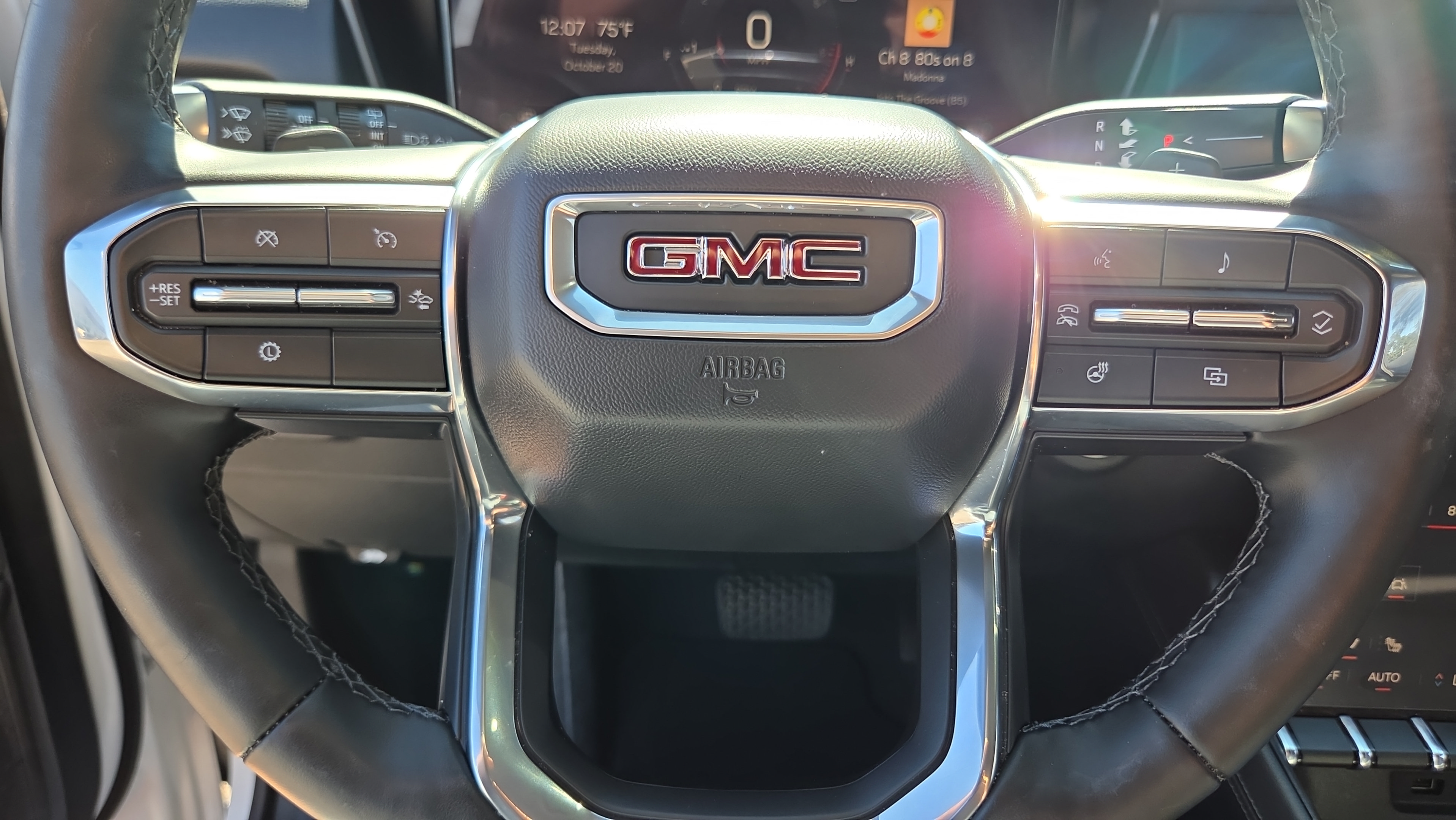 Used 2026 GMC Terrain Elevation w/ Elevation Premium Package AWD/4WD image 23