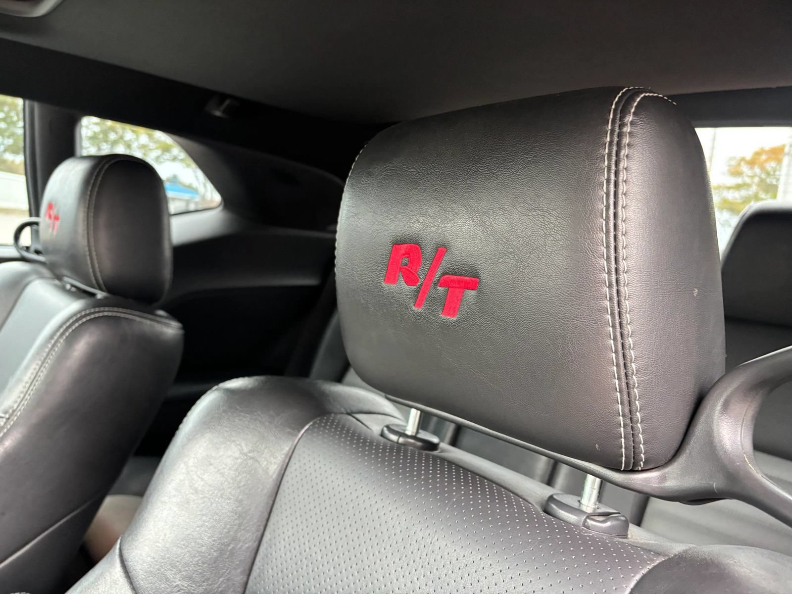 Used 2009 Dodge Challenger R/T RWD image 15