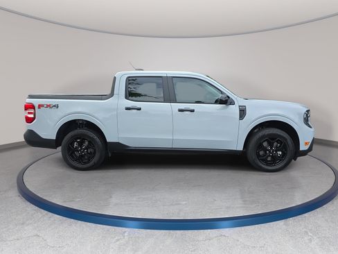Used 2025 Ford Maverick XLT w/ XLT Luxury Package AWD/4WD image 4
