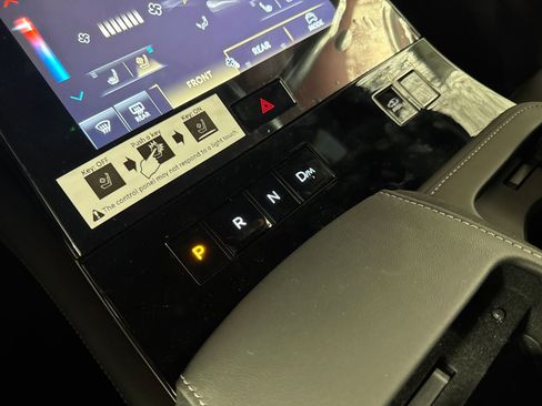 New 2026 INFINITI QX80 Autograph image 19