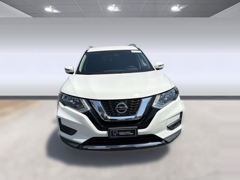 Used 2018 Nissan Rogue S w/ S Value Package FWD image 6