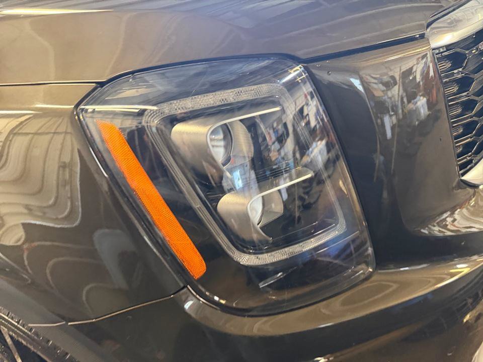 Used 2022 Kia Telluride SX w/ Towing Package FWD image 28