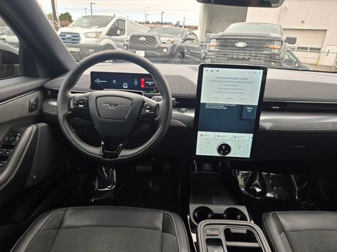 Used 2025 Ford Mustang Mach-E GT AWD/4WD image 11