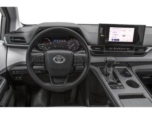 Used 2025 Toyota Sienna LE FWD image 6