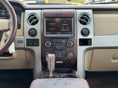 Used 2013 Ford F150 King Ranch w/ King Ranch Luxury Pkg image 13