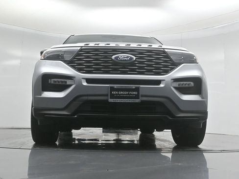 Certified 2023 Ford Explorer ST-Line w/ Class IV Trailer Tow Package image 51
