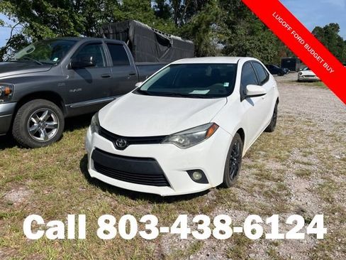 Used 2014 Toyota Corolla LE FWD image 2