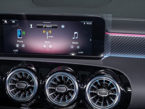 New 2025 Mercedes-Benz CLA 250 4MATIC image 18