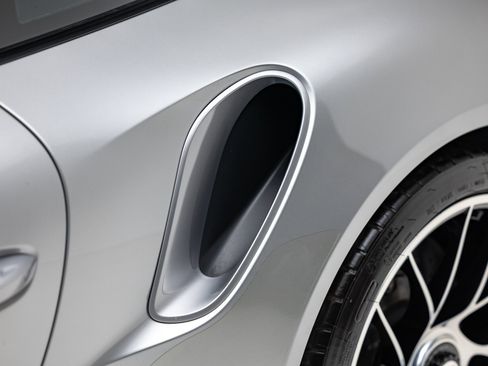 Used 2017 Porsche 911 Turbo S image 15