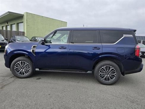 New 2026 Nissan Armada SL w/ Captain's Chari Seat Package image 36