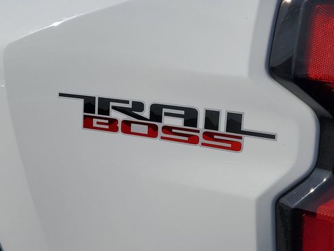 Used 2023 Chevrolet Colorado Trail Boss w/ Advanced Trailering Package image 5