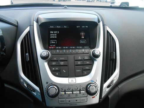 Used 2017 GMC Terrain SLE image 13